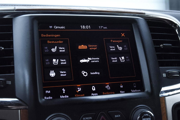 Vehicle Image 37