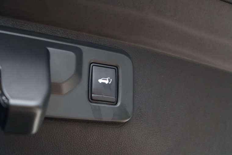 Vehicle Image 35
