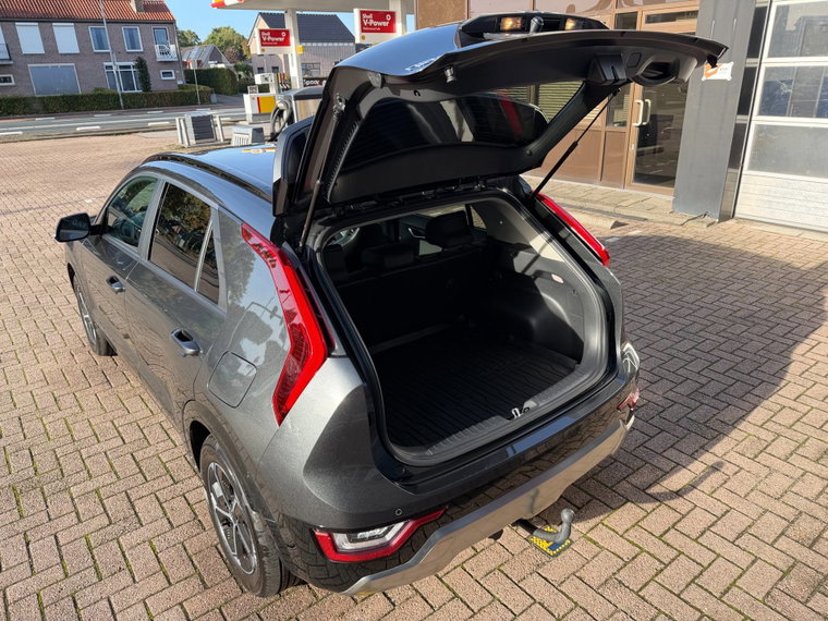 Vehicle Image 28