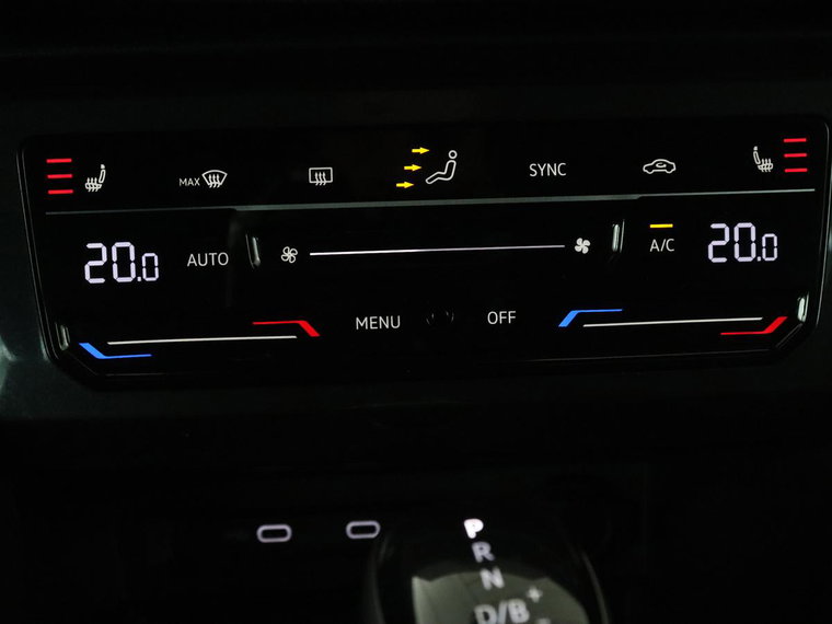 Vehicle Image 38