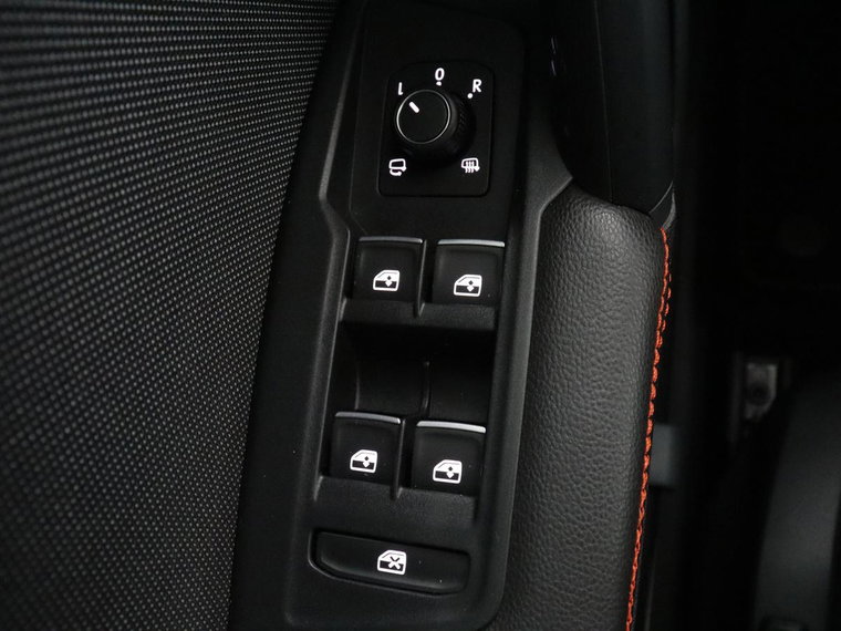 Vehicle Image 41
