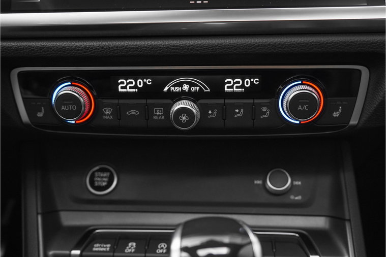 Vehicle Image 27