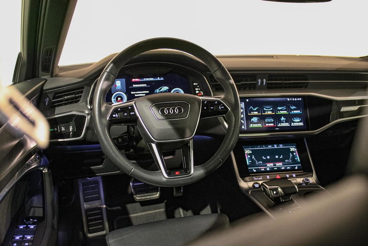 Vehicle Image 21