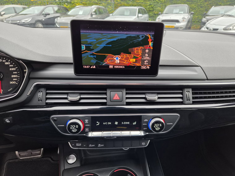 Vehicle Image 36