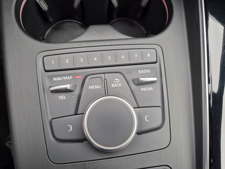 Vehicle Image 37