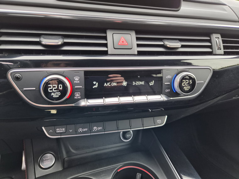 Vehicle Image 39