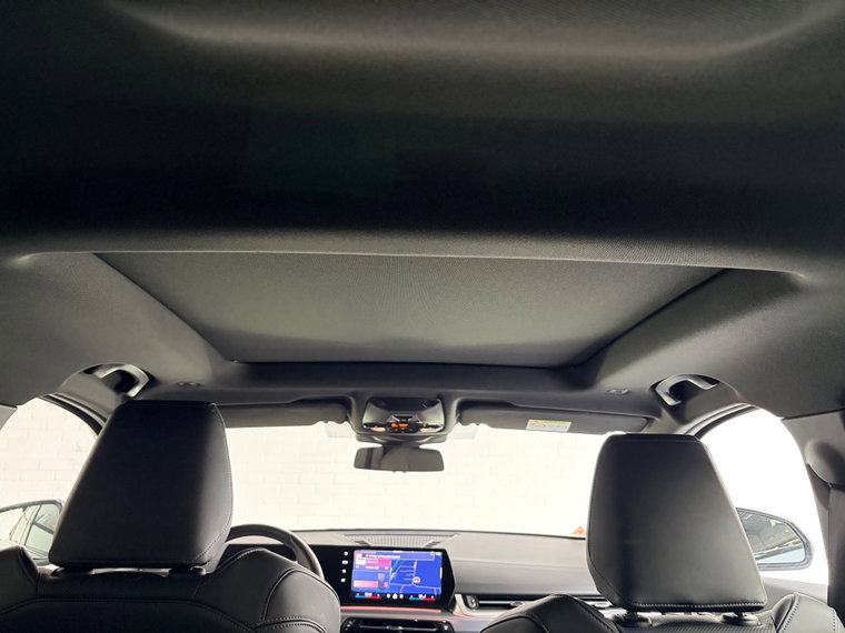 Vehicle Image 35