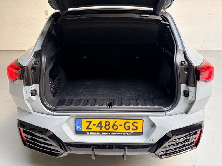 Vehicle Image 38