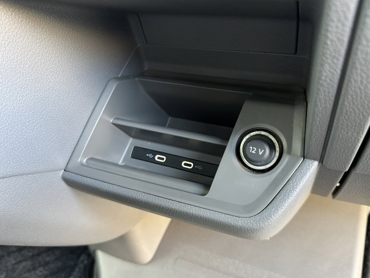 Vehicle Image 34