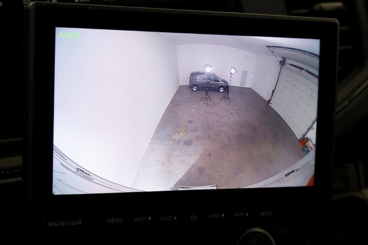 Vehicle Image 13