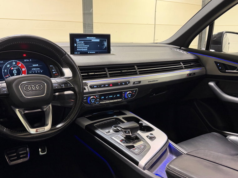 Vehicle Image 37
