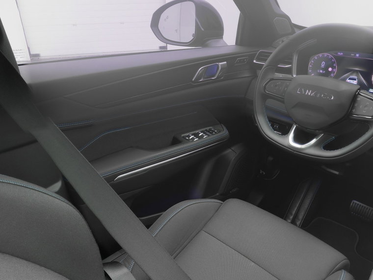 Vehicle Image 11