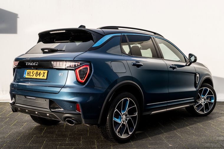 Vehicle Image 6
