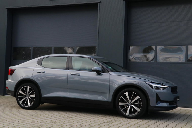 Vehicle Image 8