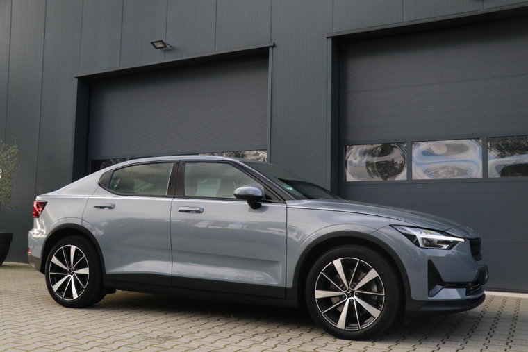 Vehicle Image 9