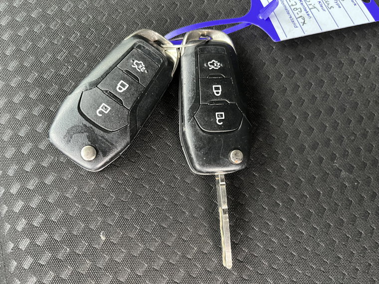 Vehicle Image 31