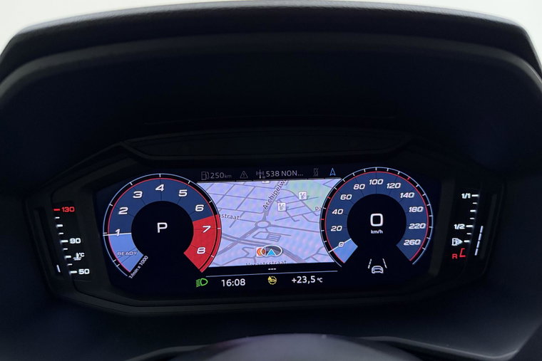 Vehicle Image 31