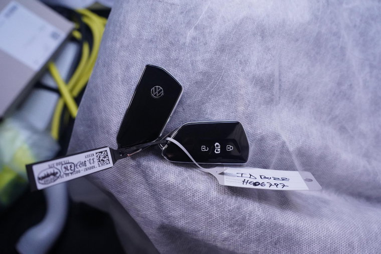 Vehicle Image 42