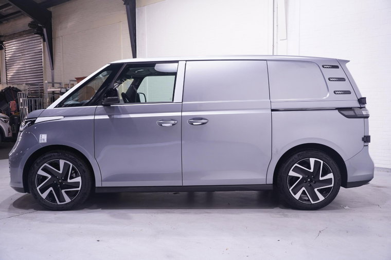 Vehicle Image 7