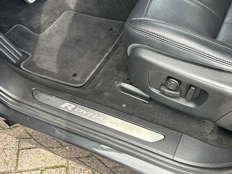 Vehicle Image 48