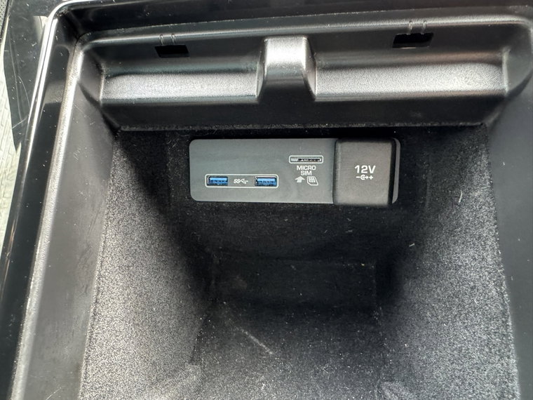 Vehicle Image 51