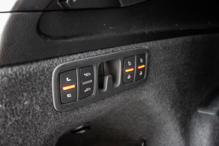 Vehicle Image 27
