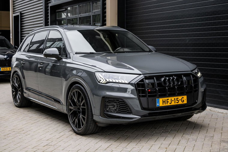 Vehicle Image 7