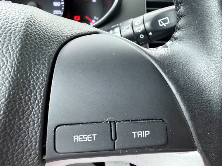 Vehicle Image 27