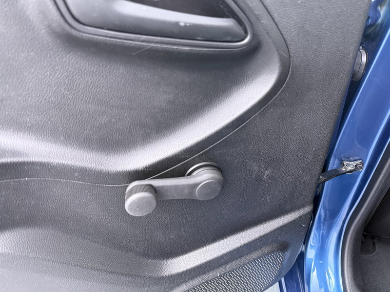 Vehicle Image 35