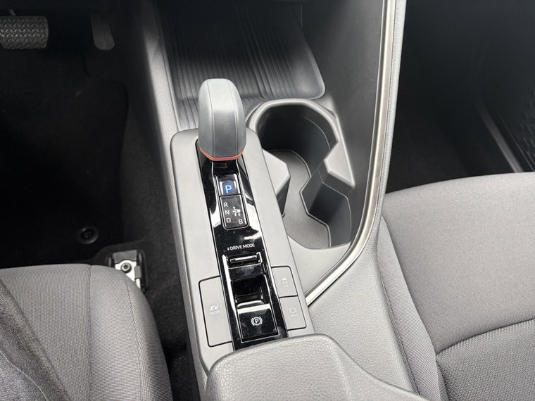 Vehicle Image 33