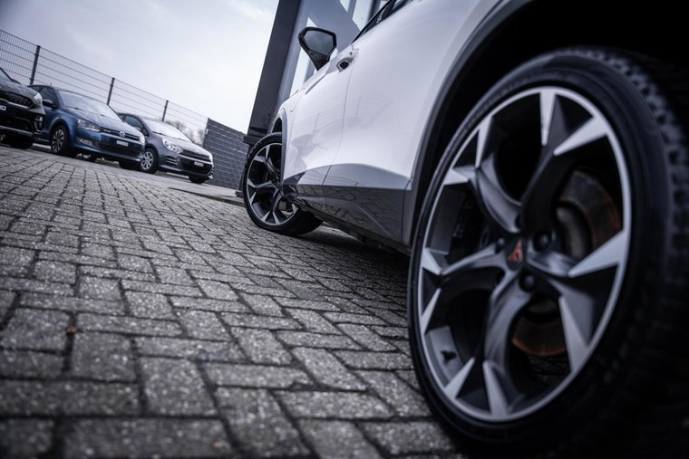 Vehicle Image 57