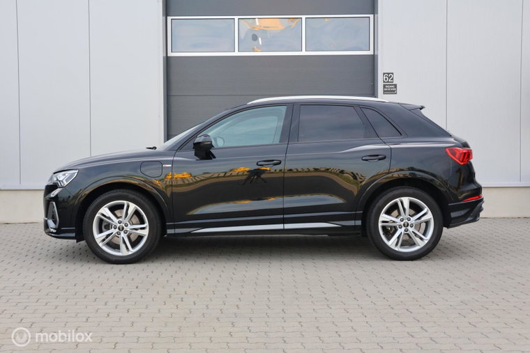 Vehicle Image 40