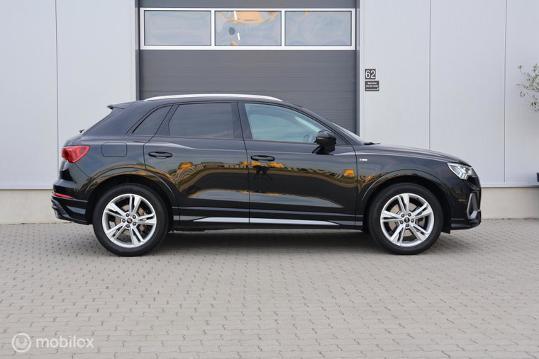 Vehicle Image 41