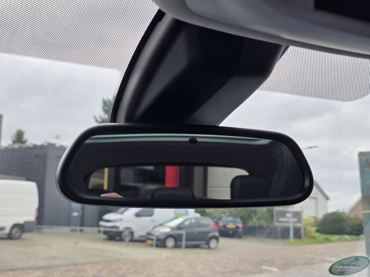 Vehicle Image 40