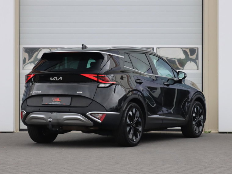 Vehicle Image 32