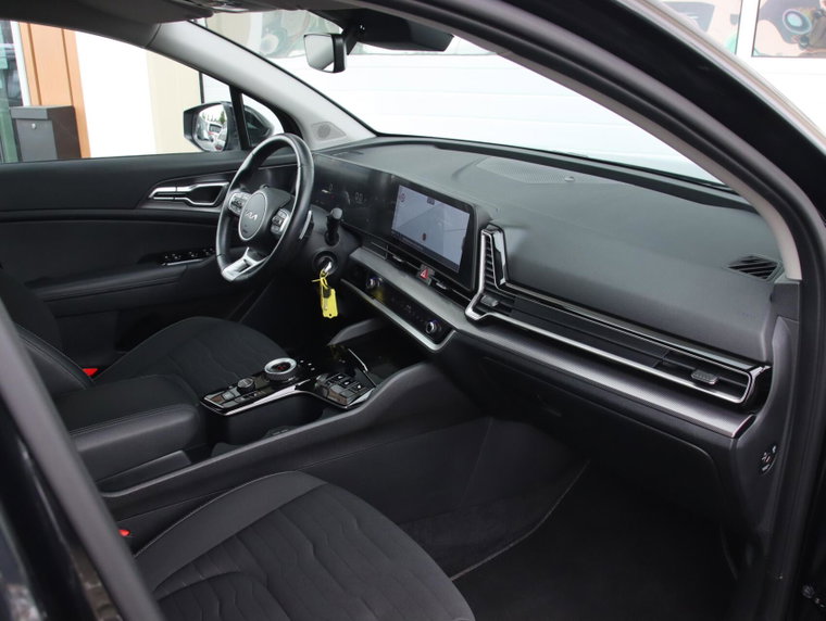 Vehicle Image 48