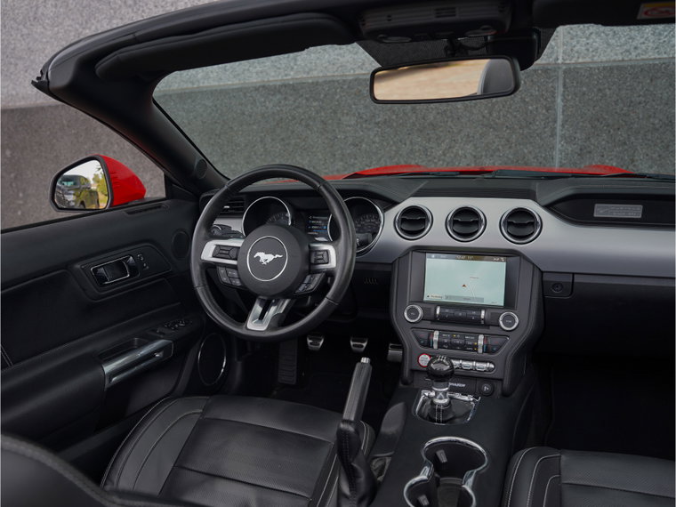 Vehicle Image 35