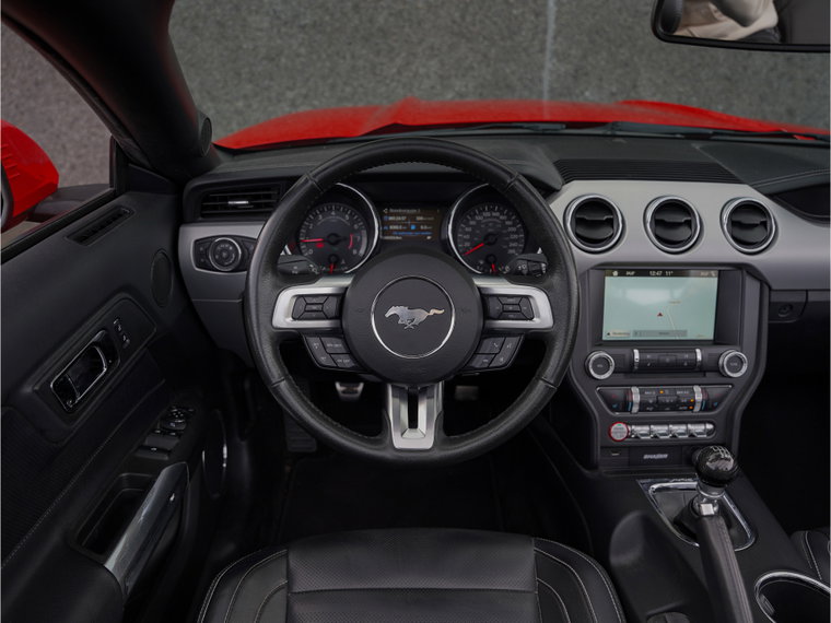 Vehicle Image 36