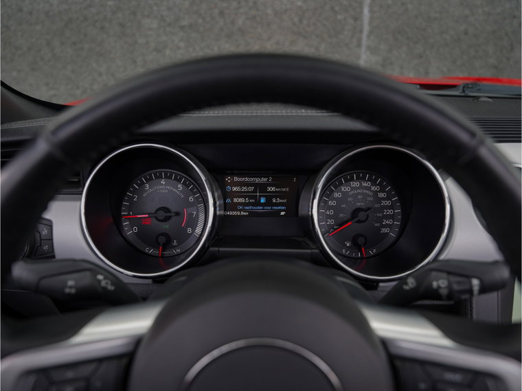 Vehicle Image 37