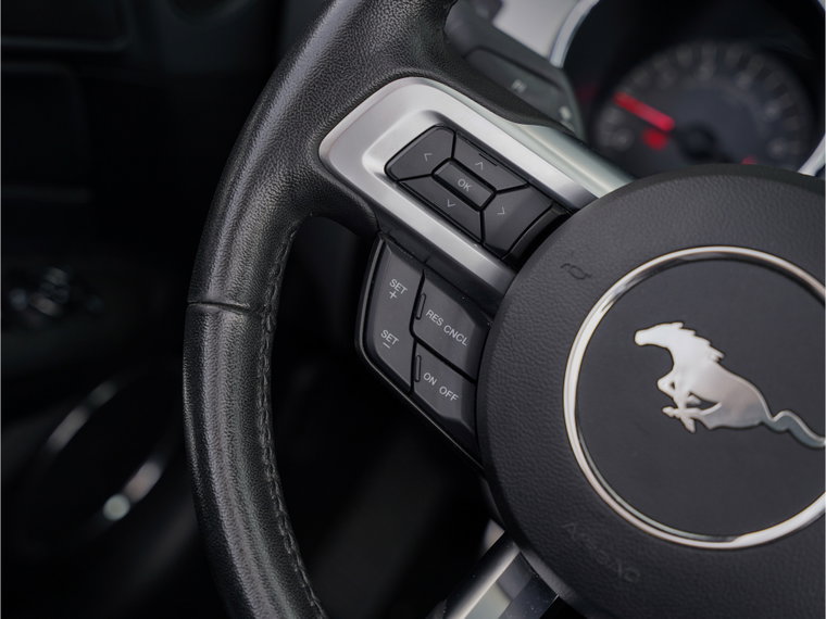 Vehicle Image 40