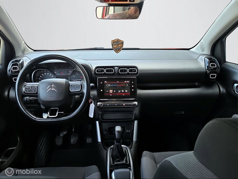 Vehicle Image 13
