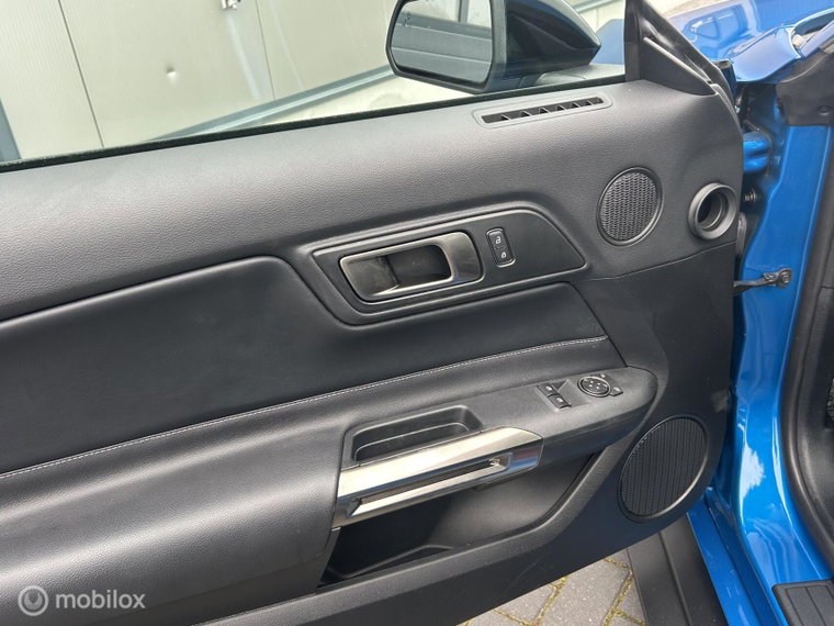 Vehicle Image 29