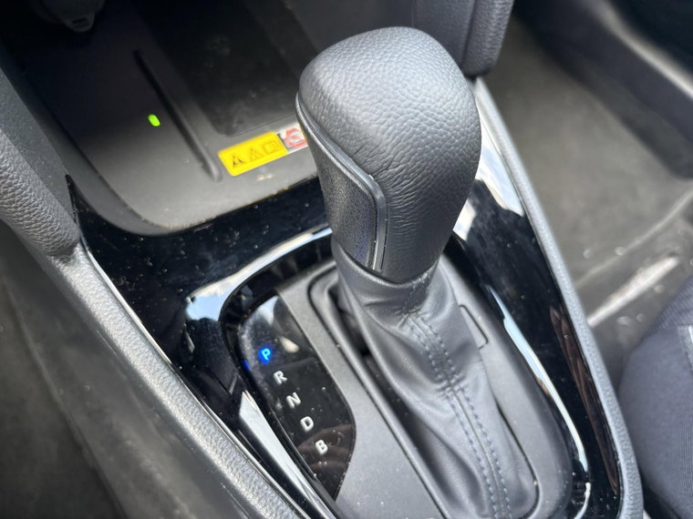Vehicle Image 14