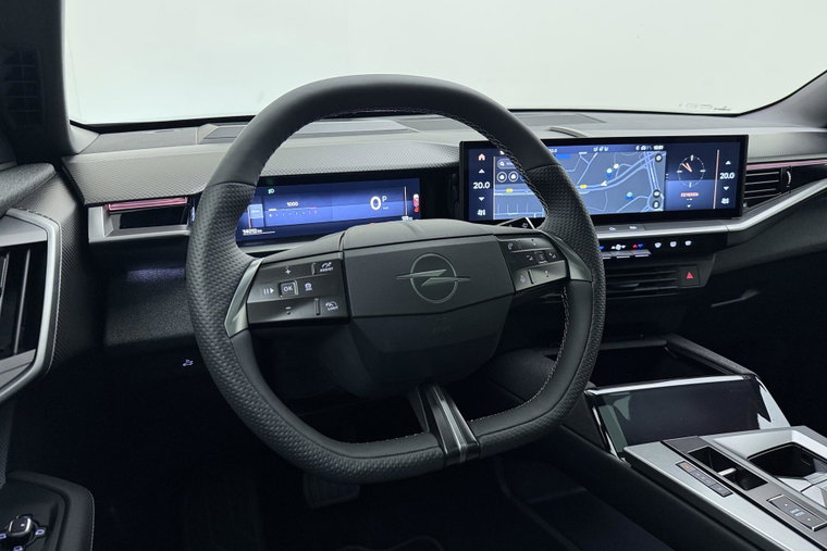 Vehicle Image 35
