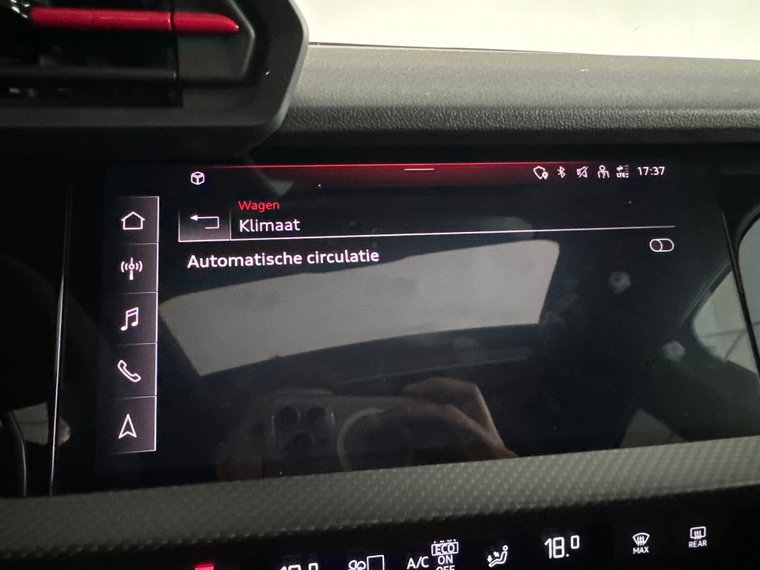 Vehicle Image 27