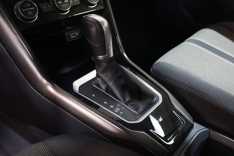 Vehicle Image 37
