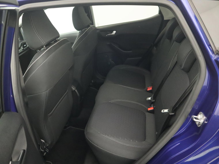 Vehicle Image 38