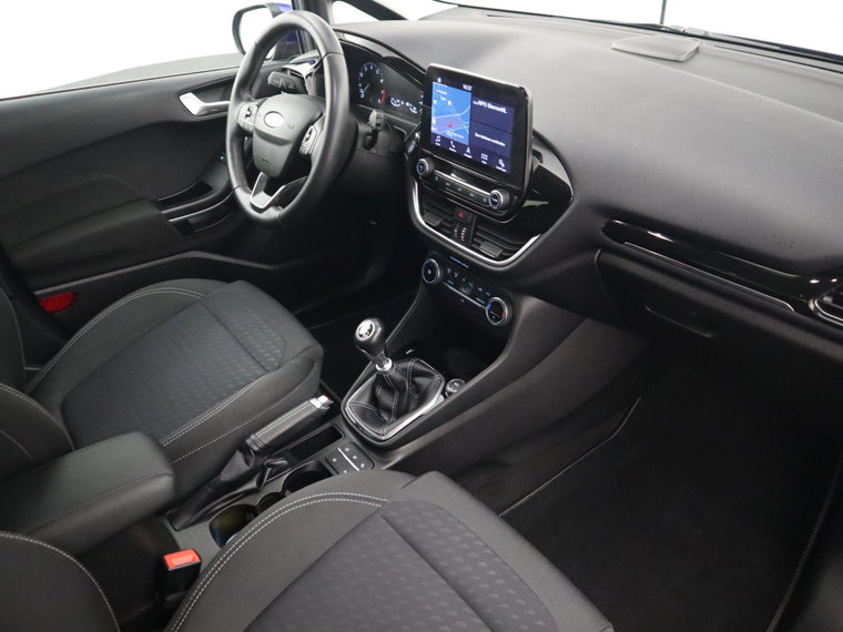 Vehicle Image 40
