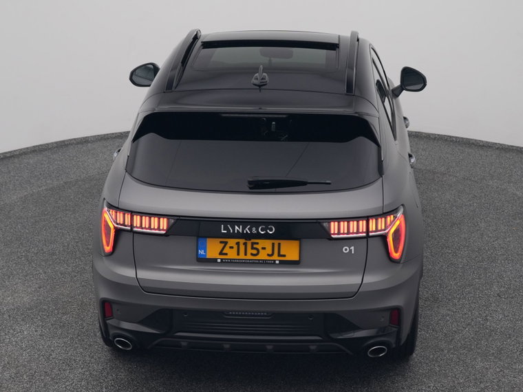 Vehicle Image 28