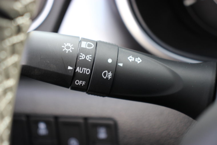 Vehicle Image 25